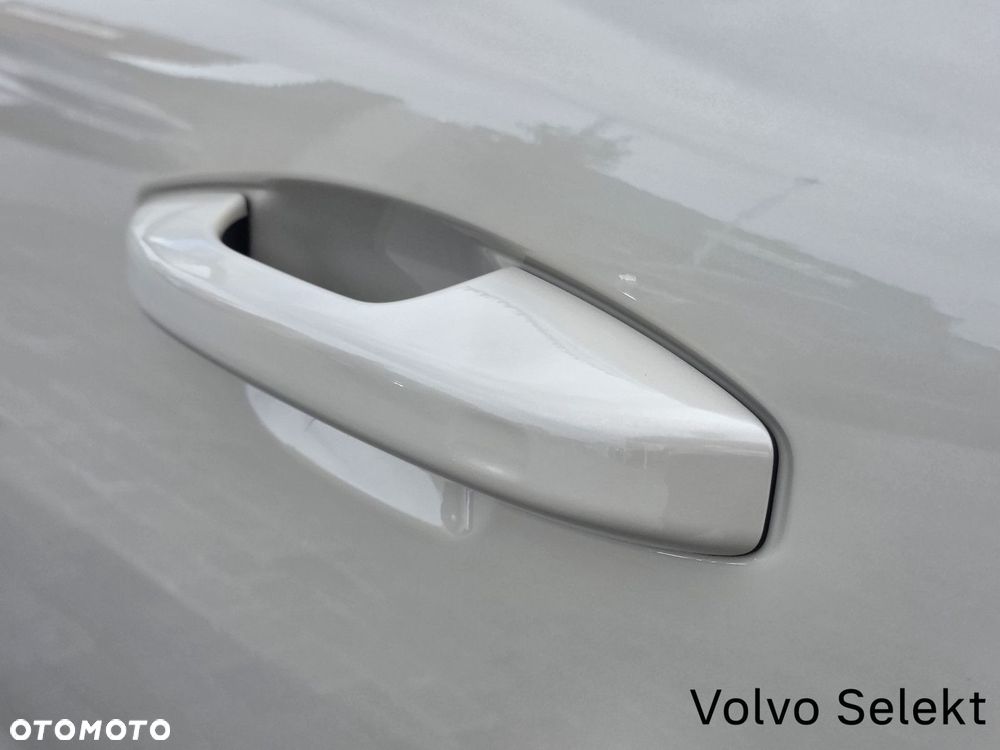 Volvo XC 40 - 33