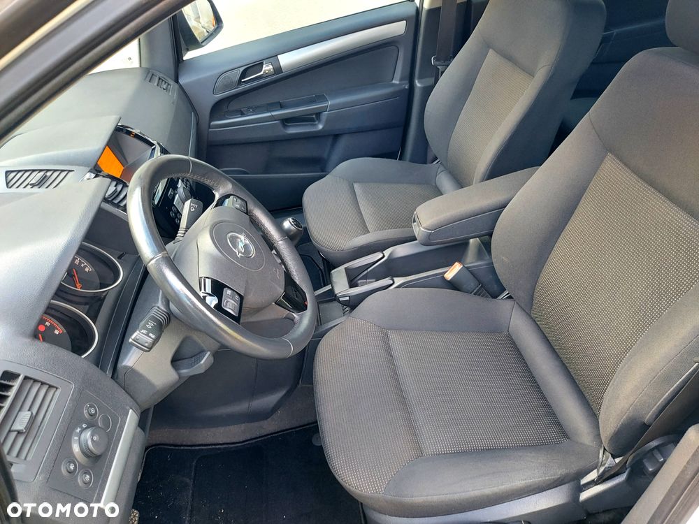 Opel Zafira 1.8 Design Edition - 18