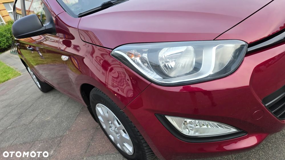 Hyundai i20 - 18