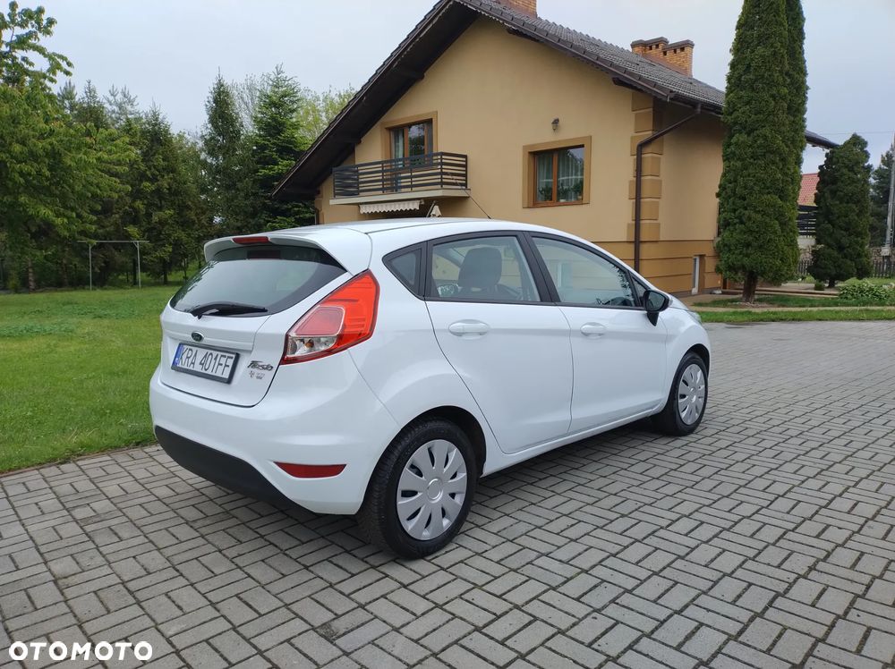 Ford Fiesta 1.25 Champions Edition - 6