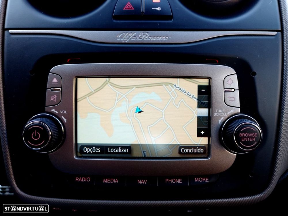 Alfa Romeo MiTo 1.3 JTD Distinctive S&S - 40