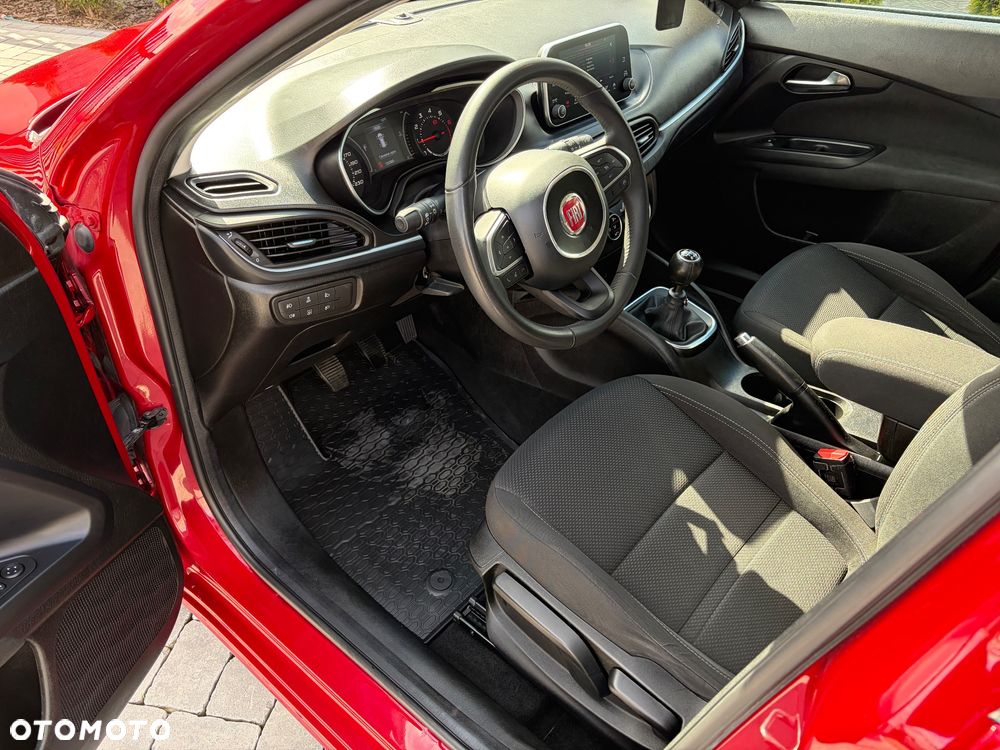 Fiat Tipo 1.4 T-Jet Lounge - 17