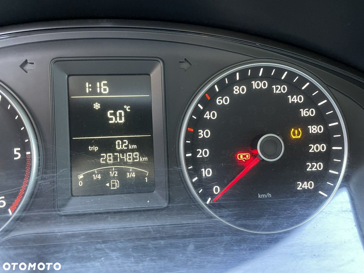 Volkswagen Caravelle - 17