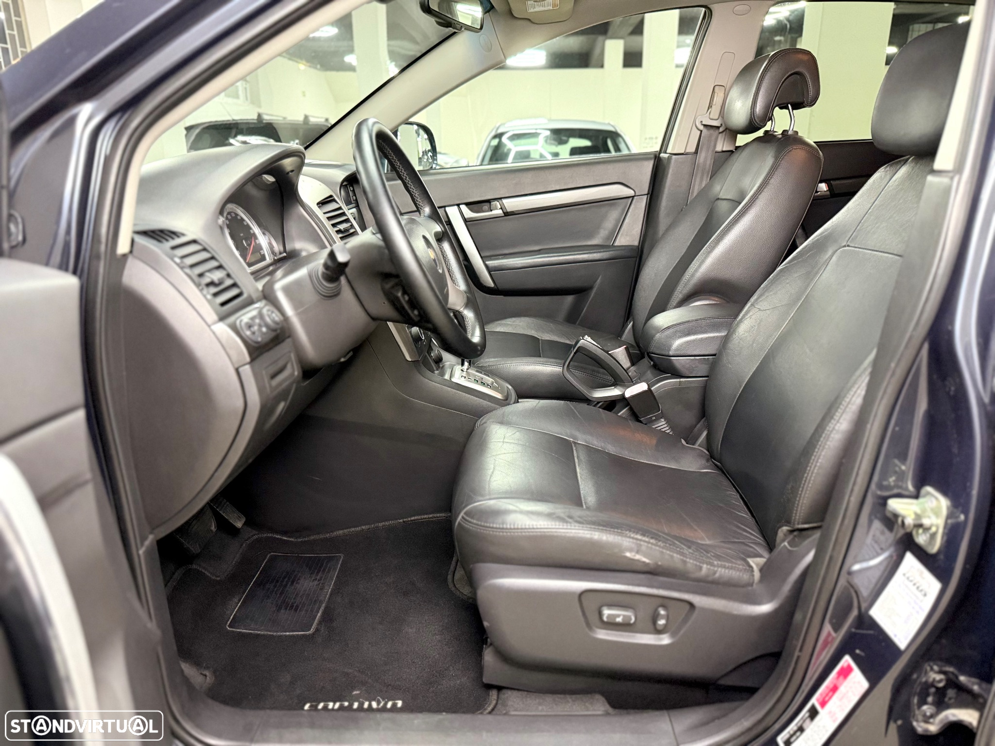 Chevrolet Captiva 2.0 VCDi LT 7L Aut. - 14