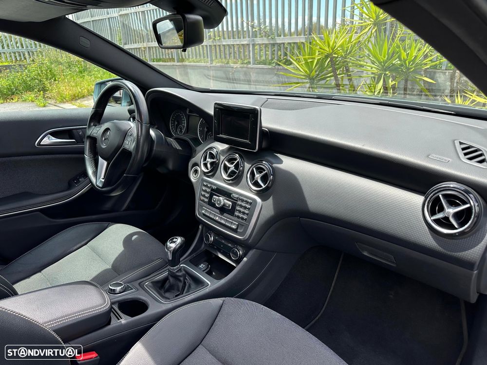 Mercedes-Benz A 180 CDI (BlueEFFICIENCY) Urban - 13