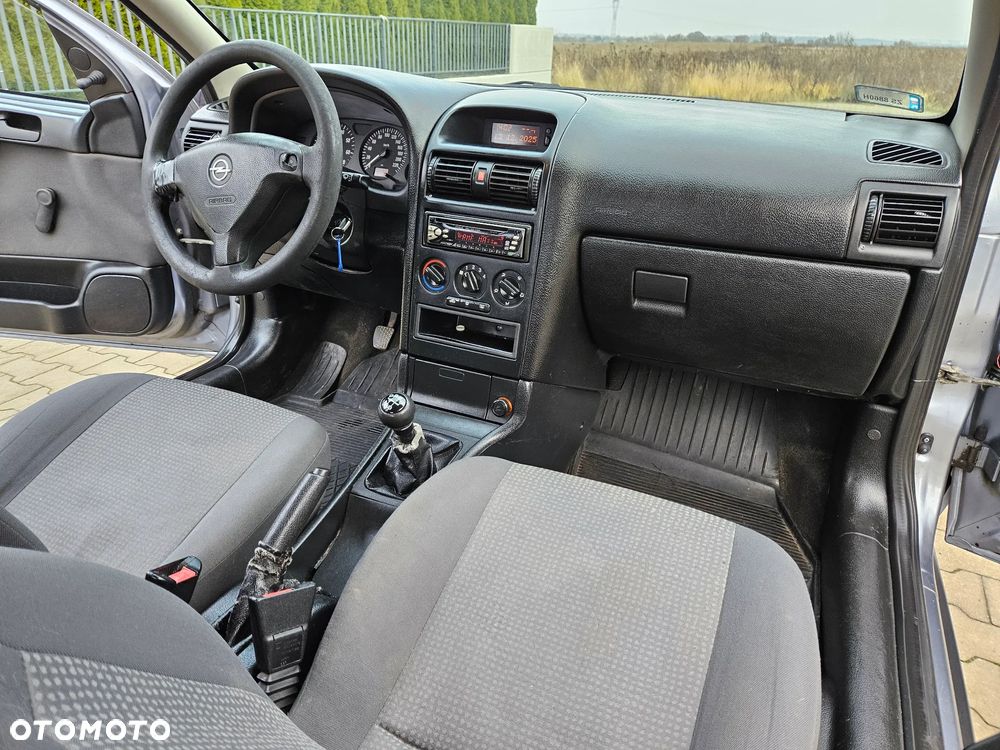 Opel Astra 1.4 Elegance - 11