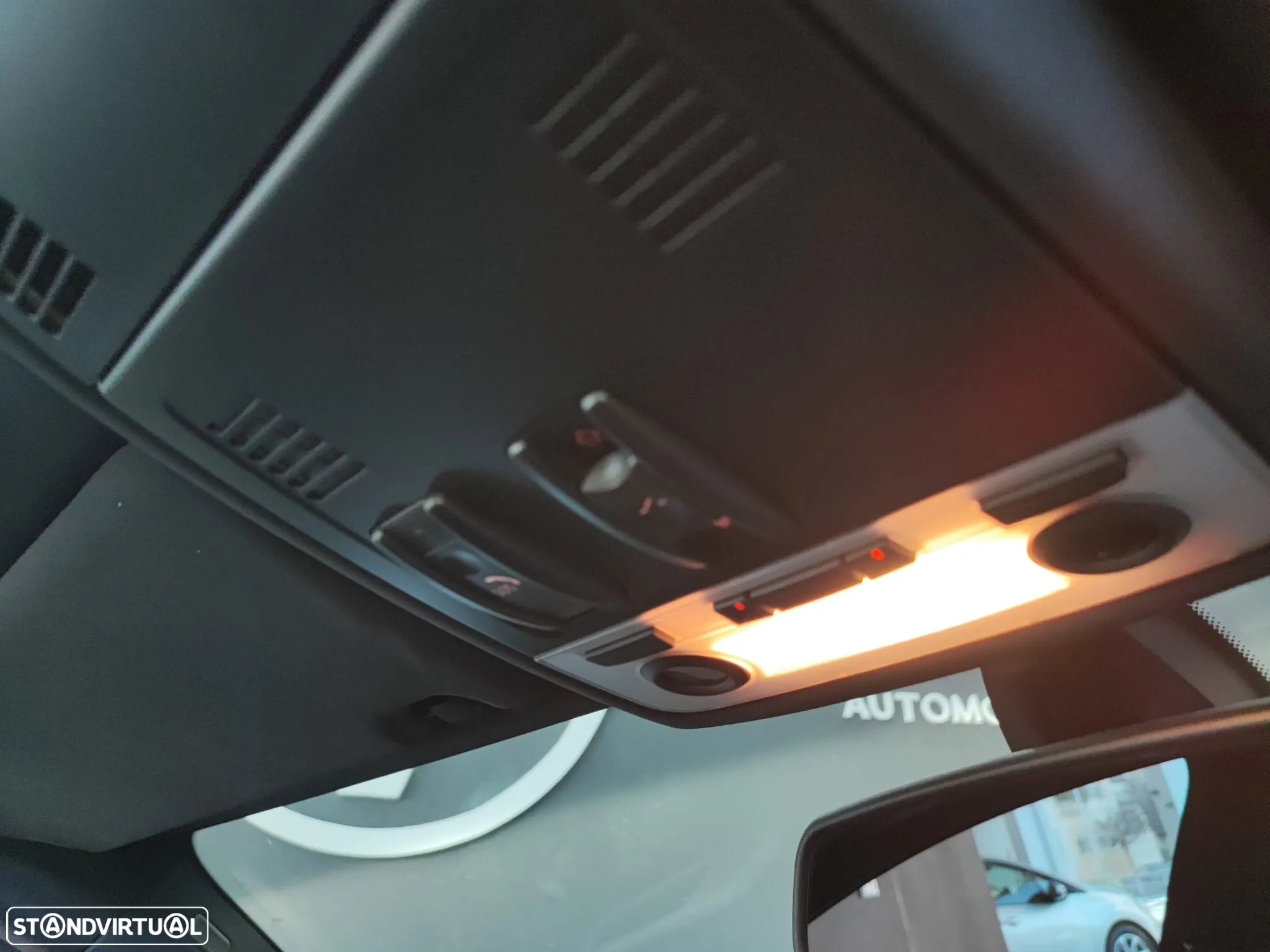 BMW 320 d Touring Navigation Sport - 46