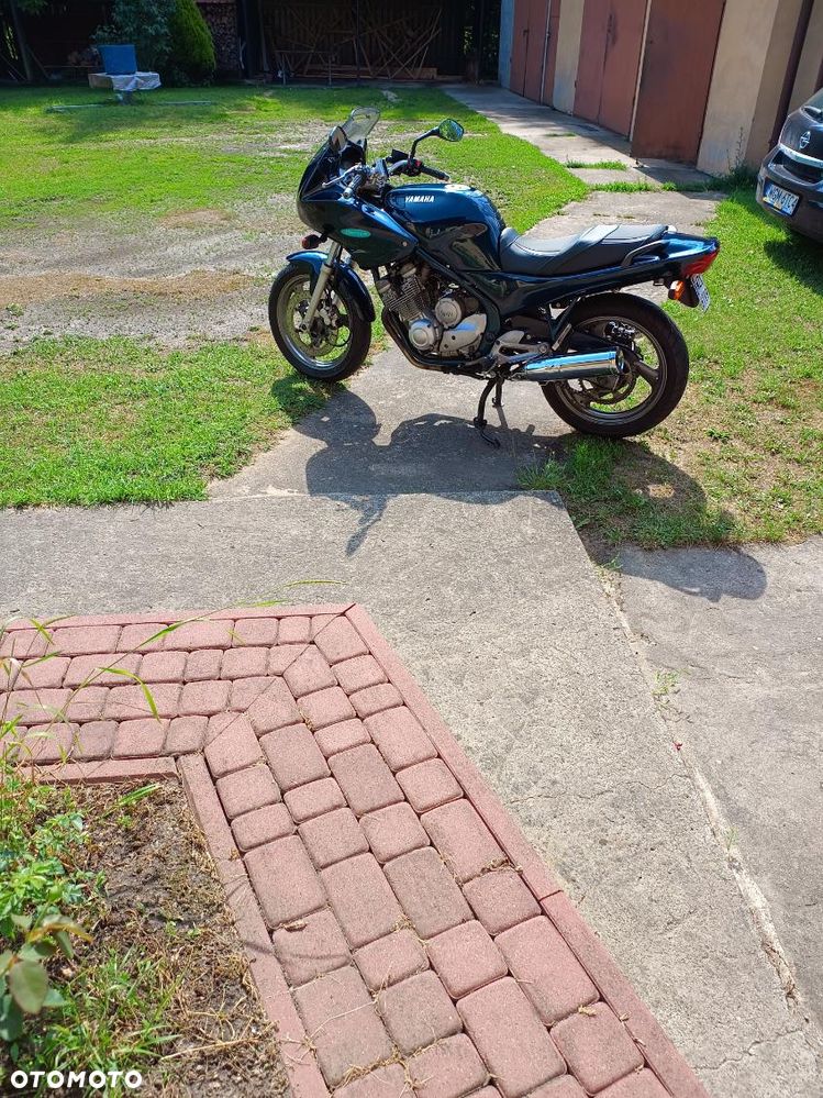 Yamaha XJ - 2