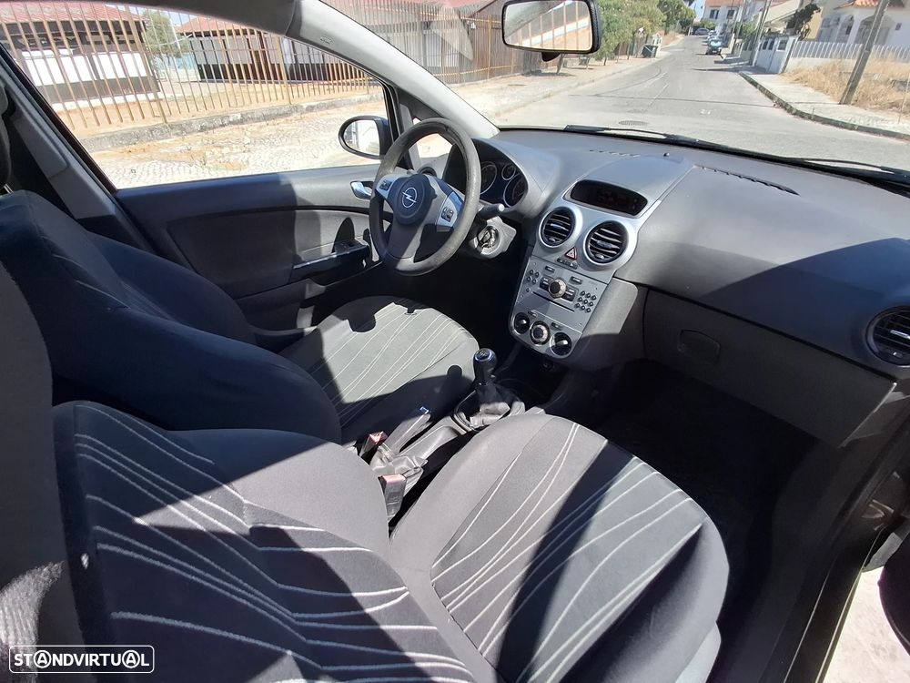 Opel Corsa 1.2 Cosmo - 10