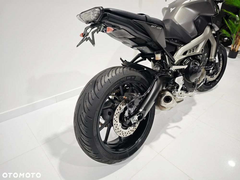 Yamaha MT - 10