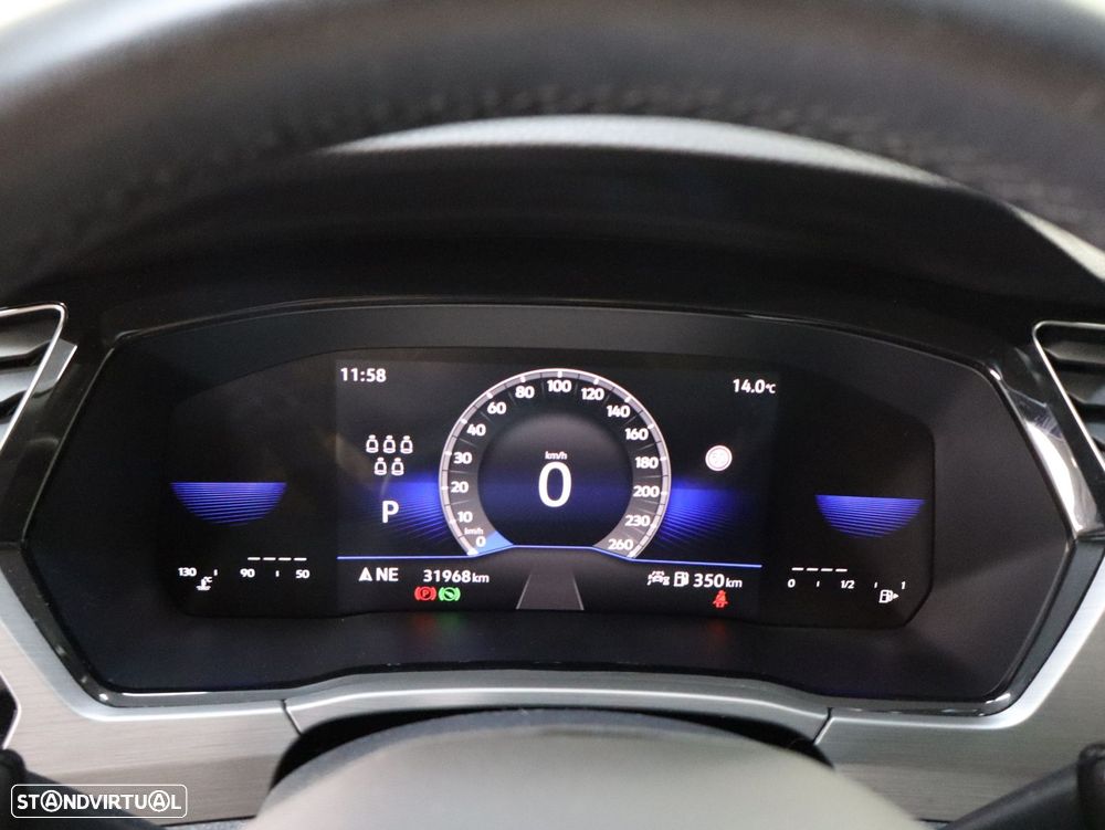 VW Touran 2.0 TDI Confortline DSG - 11