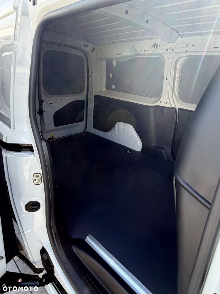 Toyota Proace city - 12