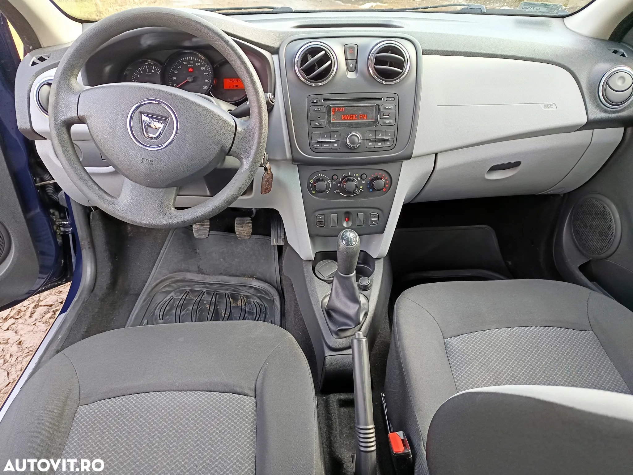 Dacia Logan - 8