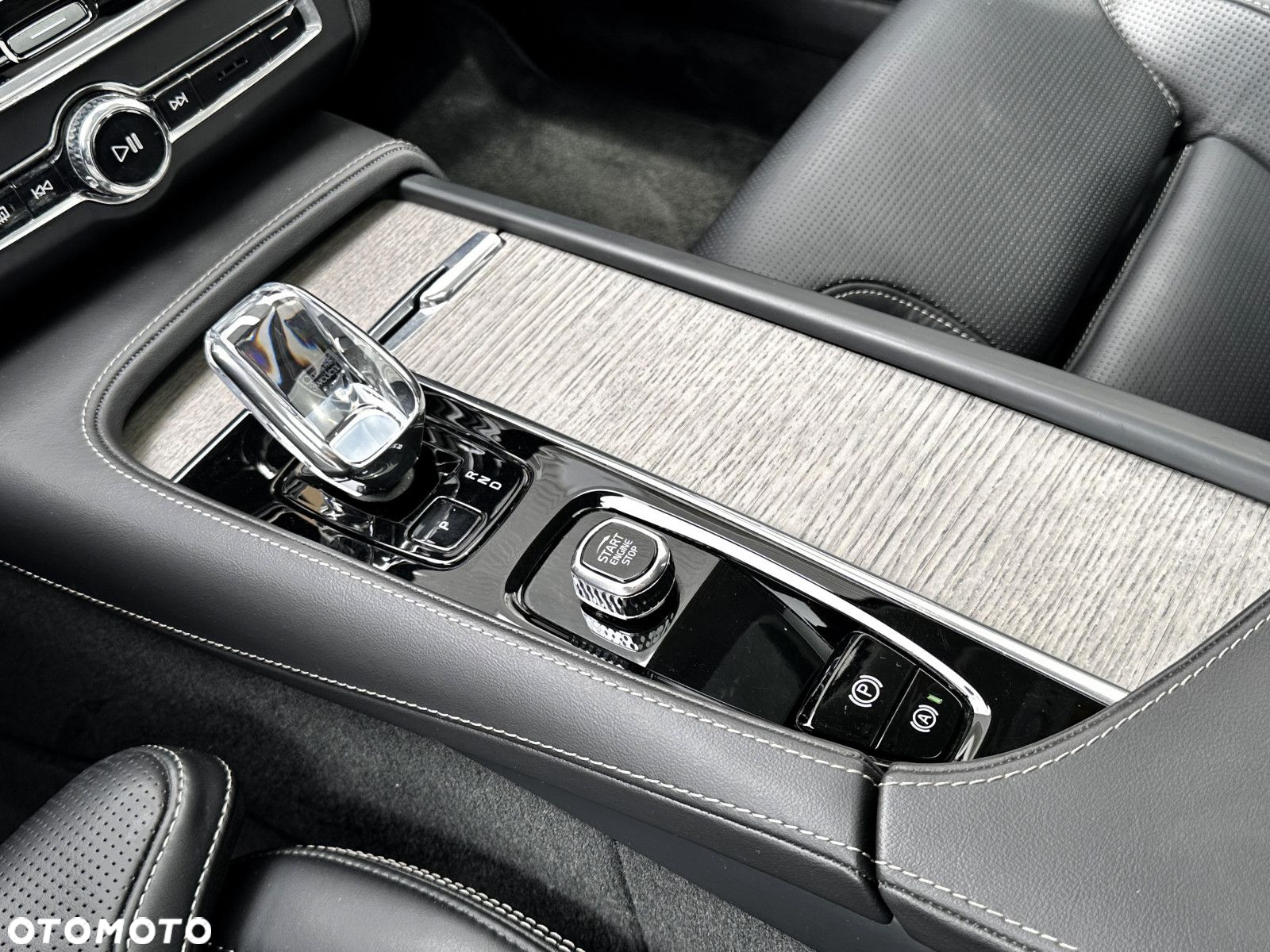 Volvo S90 - 28