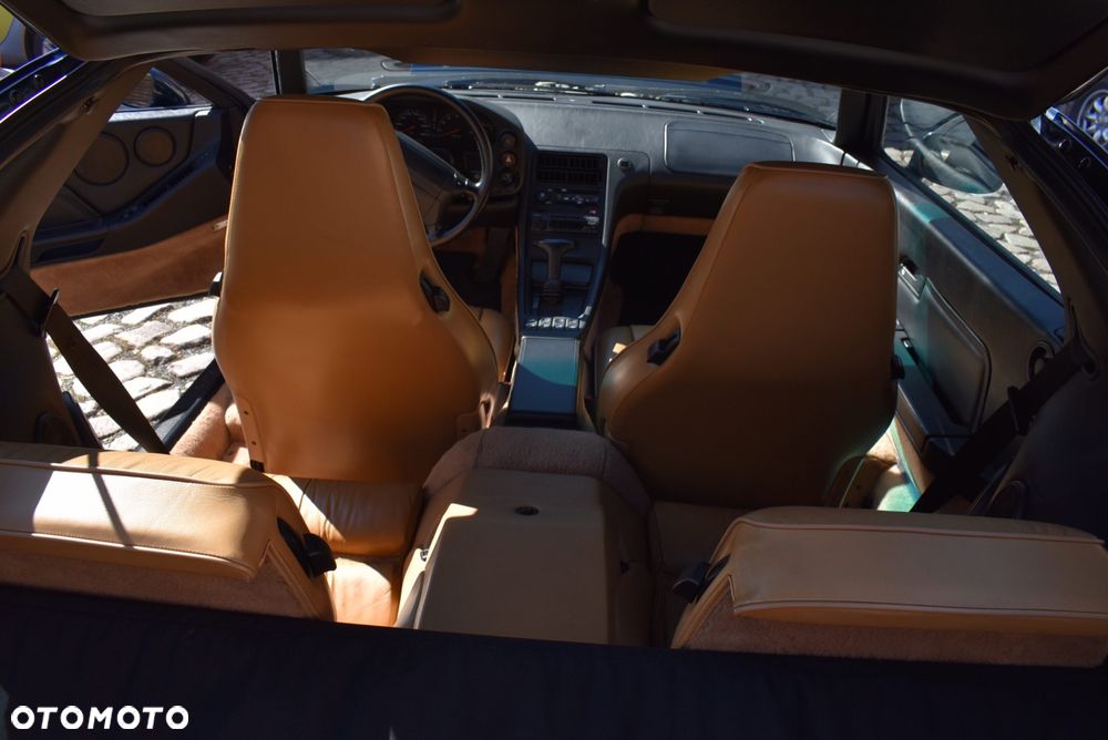 Porsche 928 - 25