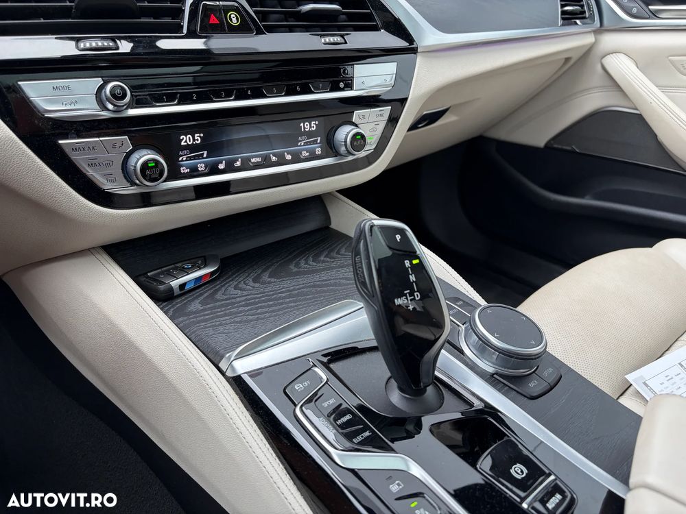 BMW Seria 5 545e xDrive Aut. M Sport Edition - 12