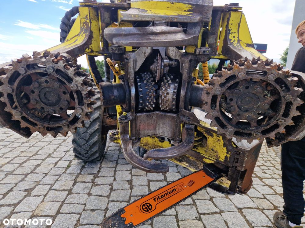 Głowica harwestera H754 John Deere - 13