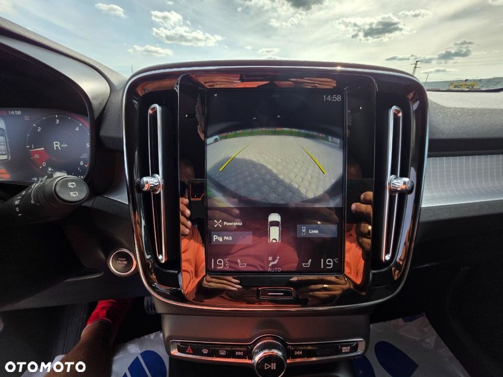 Volvo XC 40 - 16
