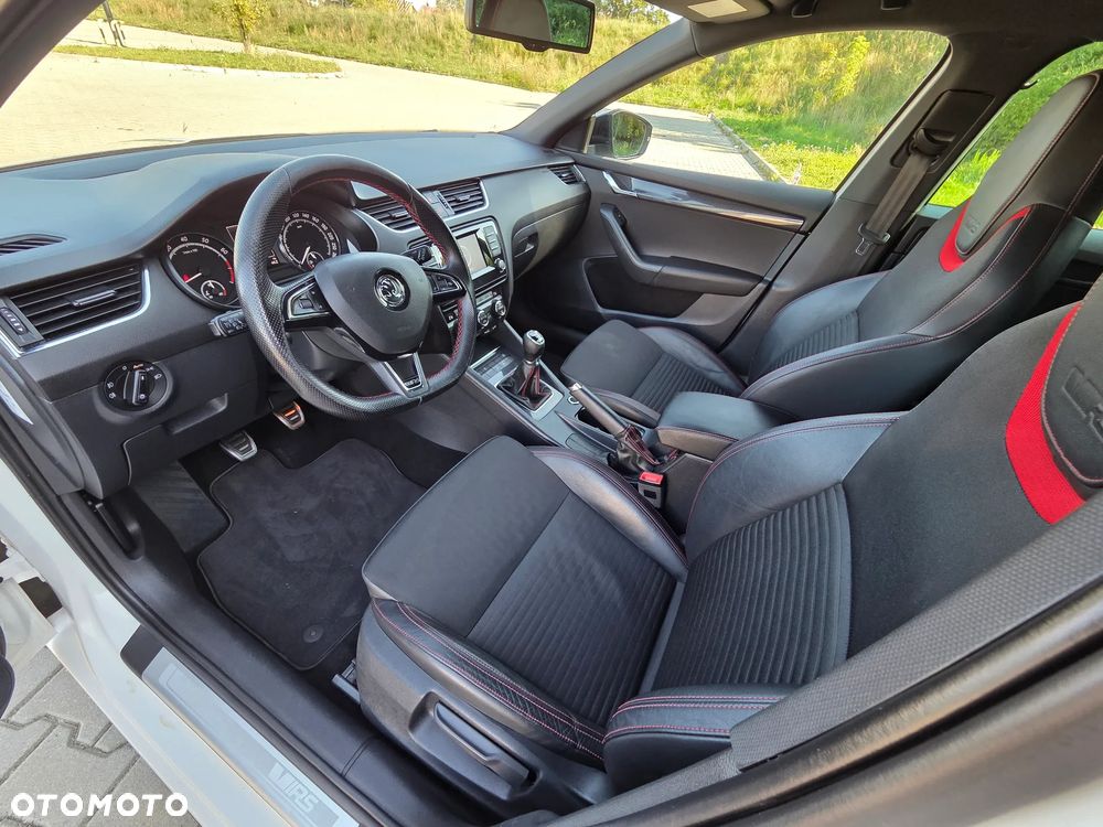Skoda Octavia 2.0 TSI RS 230 - 16
