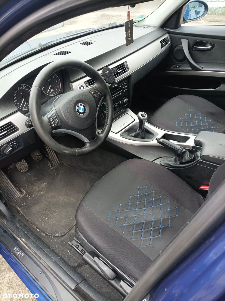BMW 318I 2006 photo 5