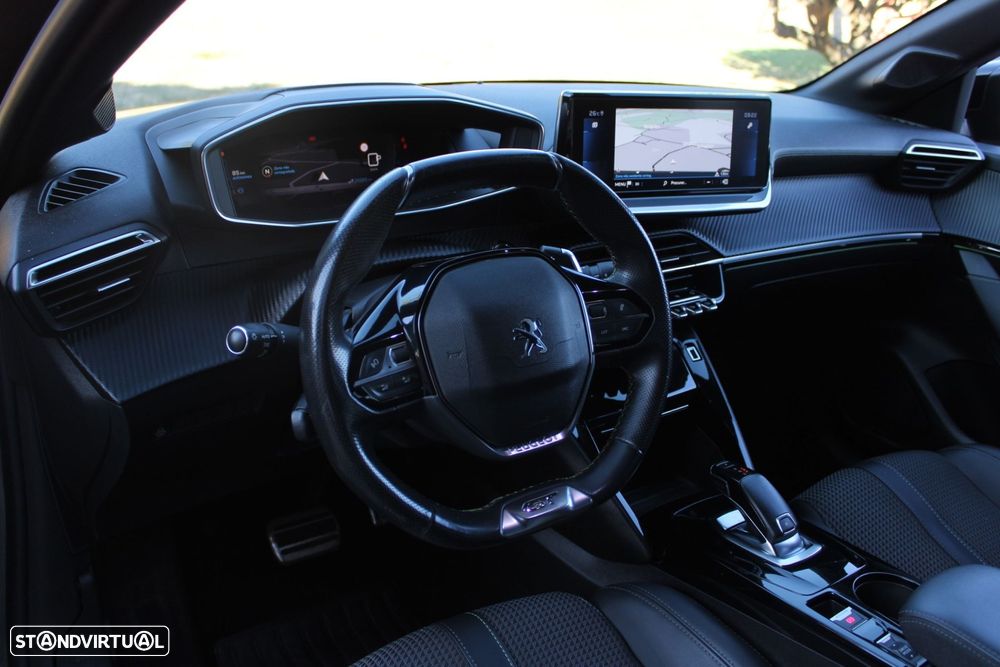 Peugeot 208 1.2 PureTech GT Line EAT8 - 28