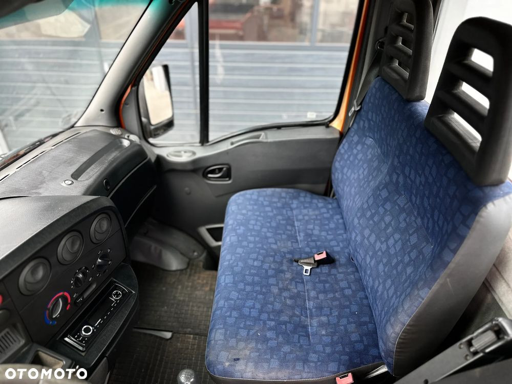 Iveco Daily 35C12 - 12