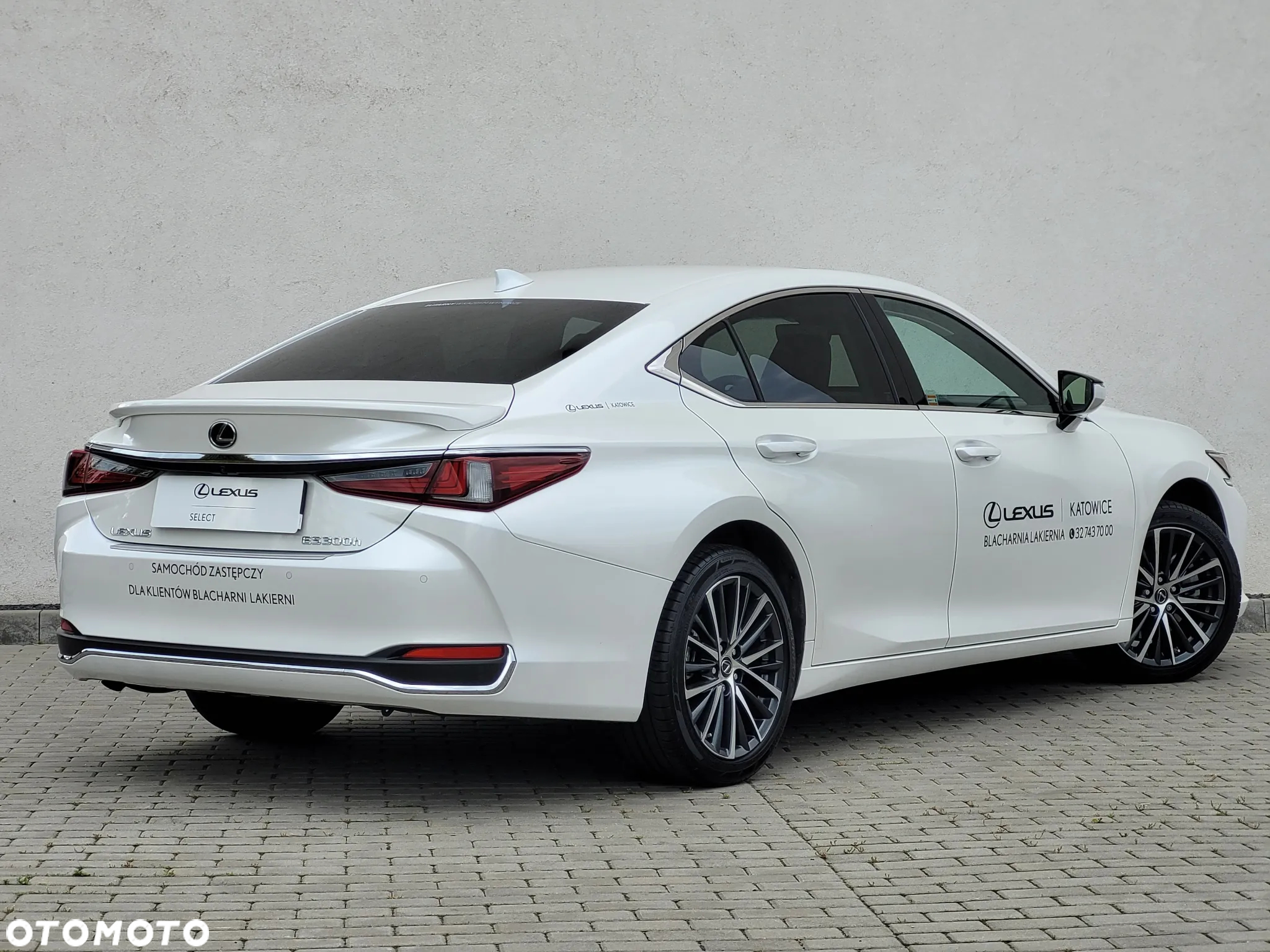 Lexus ES - 6