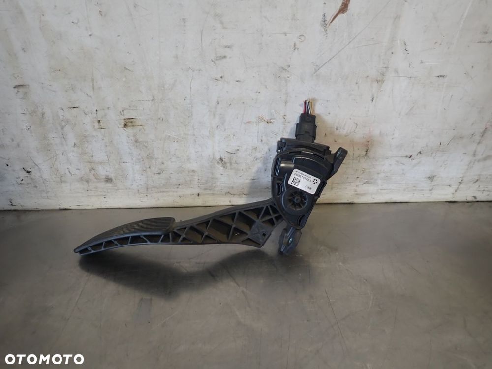 PEDAŁ GAZU CHRYSLER GRAND VOYAGER V 2.8 05281418AA - 2