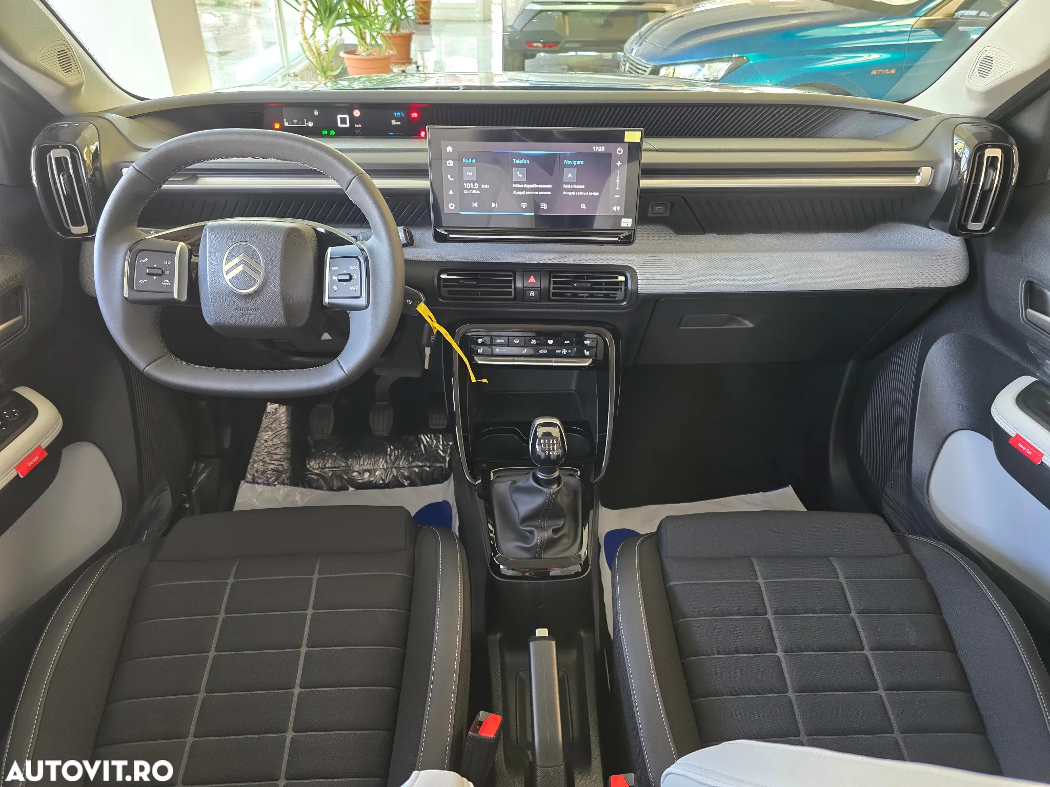 Citroën C3 1.2 PureTech 100 S&S BVM6 MAX - 8