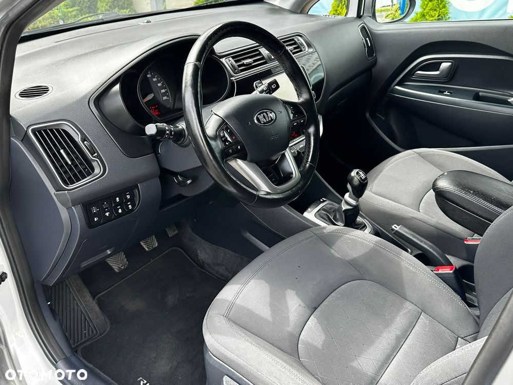 Kia Rio 1.4 Business Line - 13