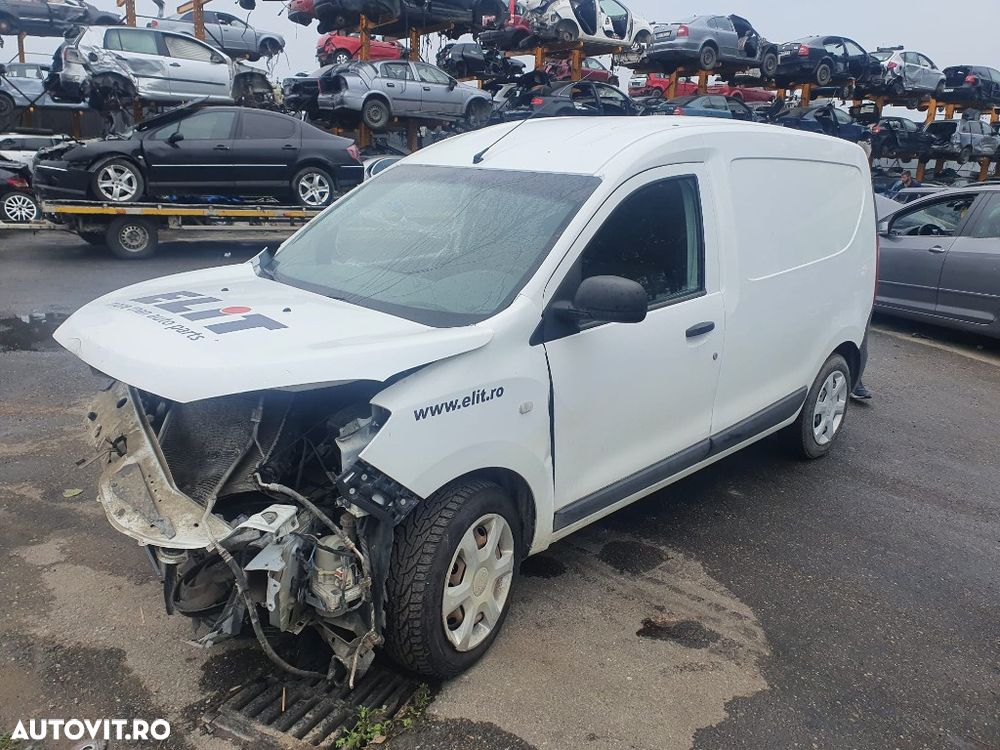usa stanga dreapta spate bara spate stop tripla macara motoras geam Dacia Dokker motor 1.5dci 75cp dezmembrez - 1