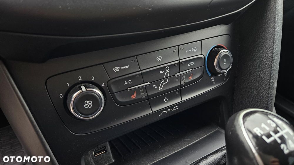 Ford Focus 1.5 TDCi Titanium - 12