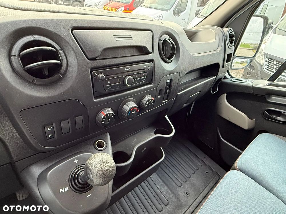 Renault Master - 10