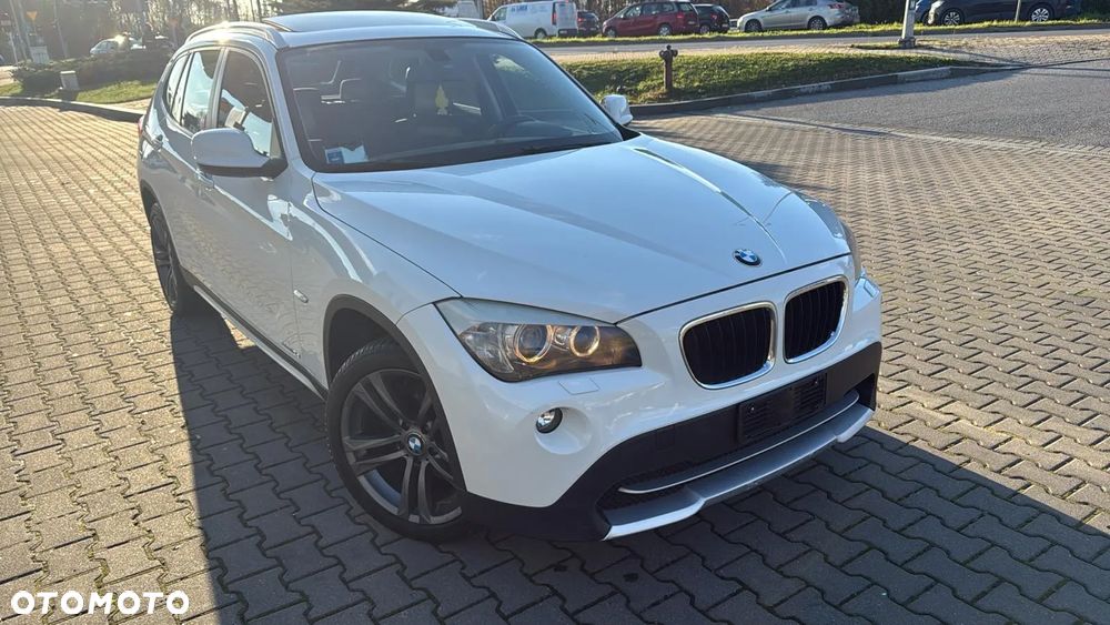 BMW X1 xDrive18d Sport Line - 3
