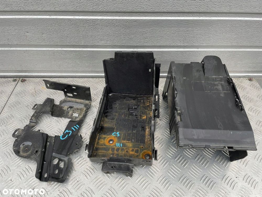 CITROEN C3 III SKRZYNKA AKUMULATORA OBUDOWA - 1