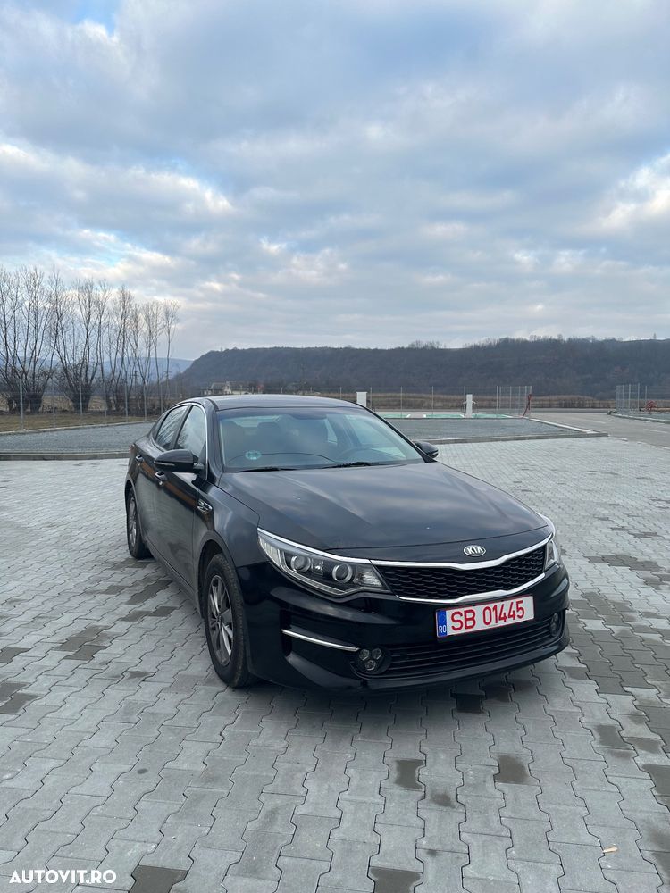 Kia Optima - 1