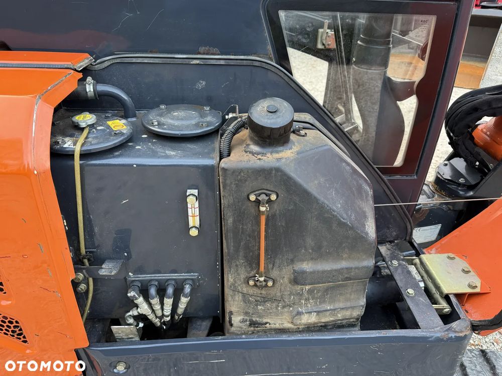 Hitachi ZAXIS ZX 27-3 27 / 2012 ROK / TYLKO 3567 MTH! / PIĘKNA / Z NIEMIEC / W CAŁOŚCI ORYGINAŁ / 303.5 301 302 303 302.7 PC 30 27 KX - 20