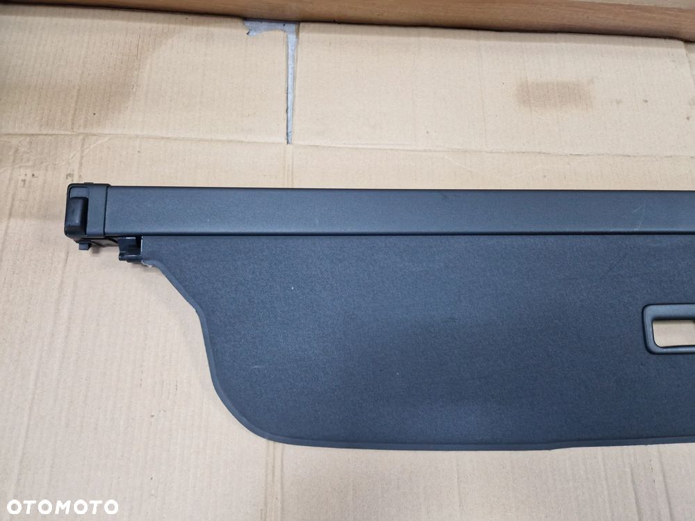 ROLETA BAGAŻNIKA VOLVO V70III XC70II 07-16R CZARNA - 2