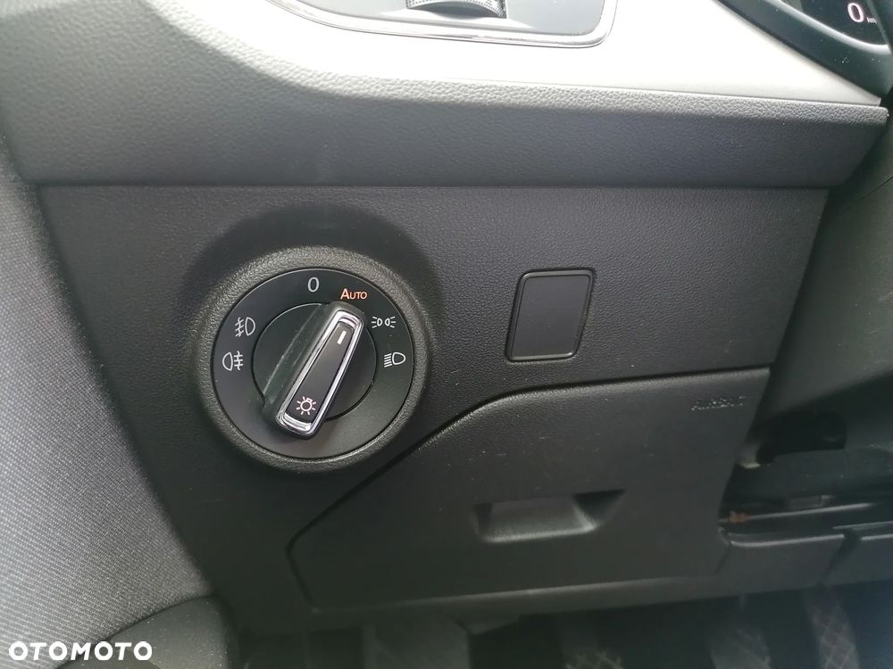 Seat Leon 1.6 TDI Style S&S - 18