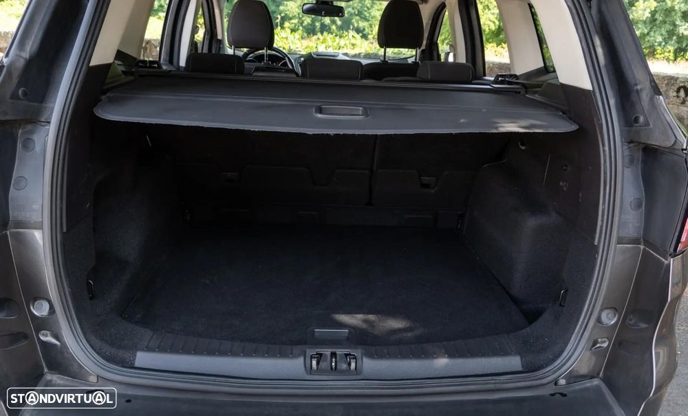 Ford Kuga 1.5 TDCi EcoBlue Titanium - 48