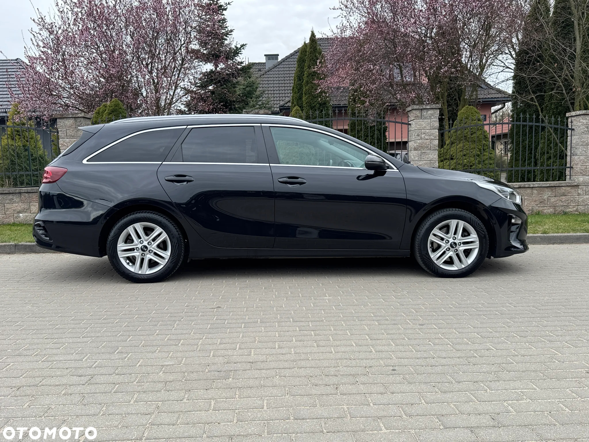 Kia Ceed 1.6 CRDi Eco-Dynamics+ (48V Mild-Hybrid) DCT7 Vision - 7
