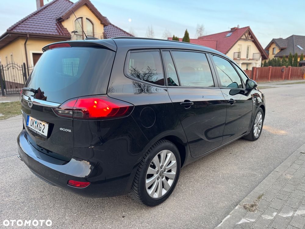 Opel Zafira 2.0 D (CDTI ecoFLEX) Start/Stop Active - 4