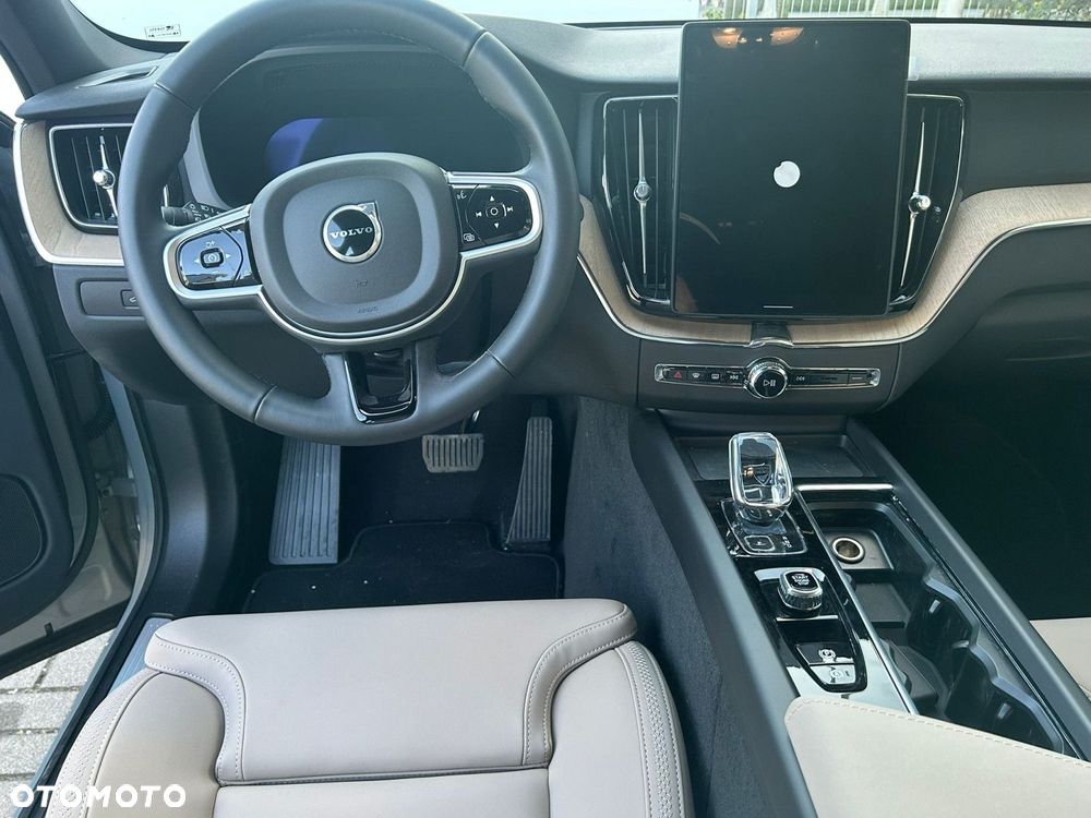 Volvo XC 60 - 11
