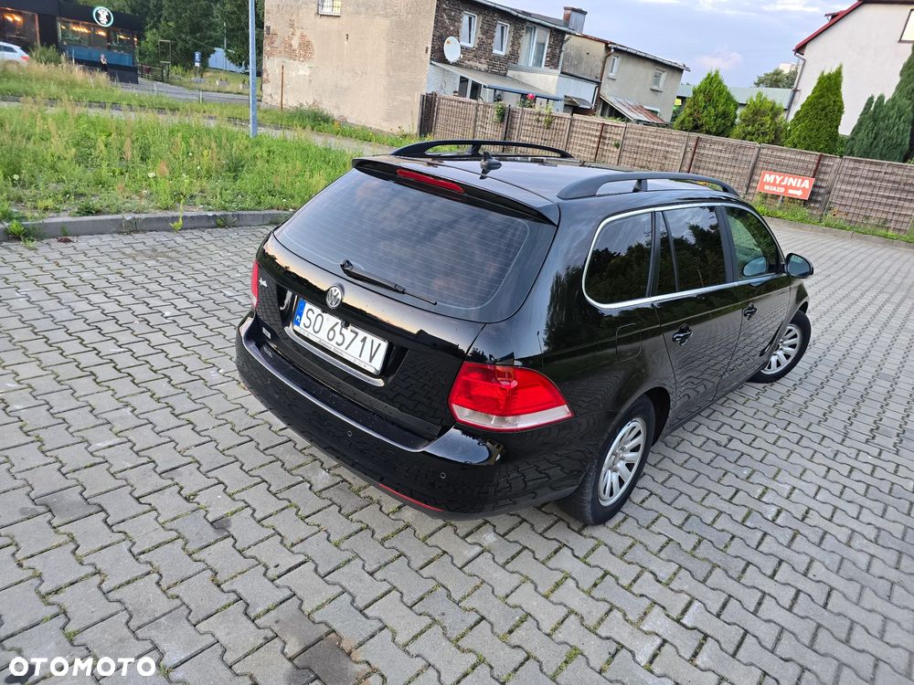 Volkswagen Golf 2.0 TDI Comfortline DSG - 10