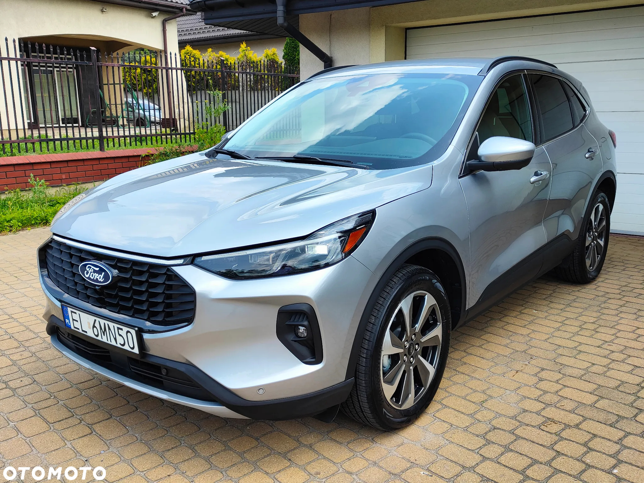 Ford Kuga - 3