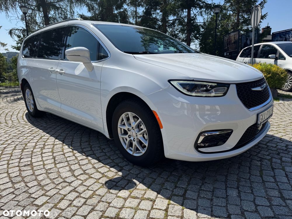 Chrysler Pacifica - 10