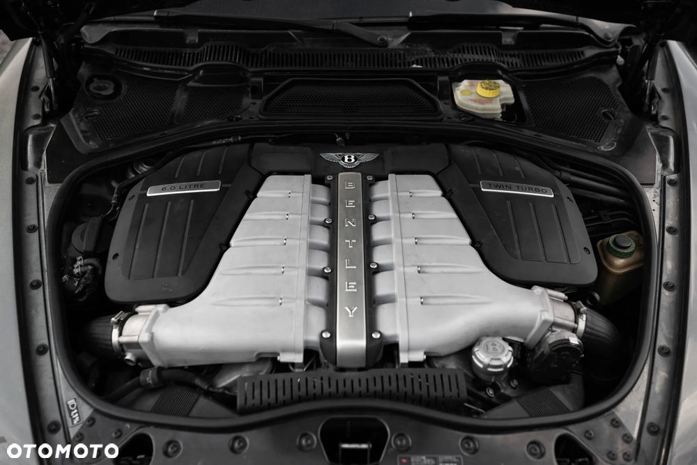 Bentley Flying Spur - 17
