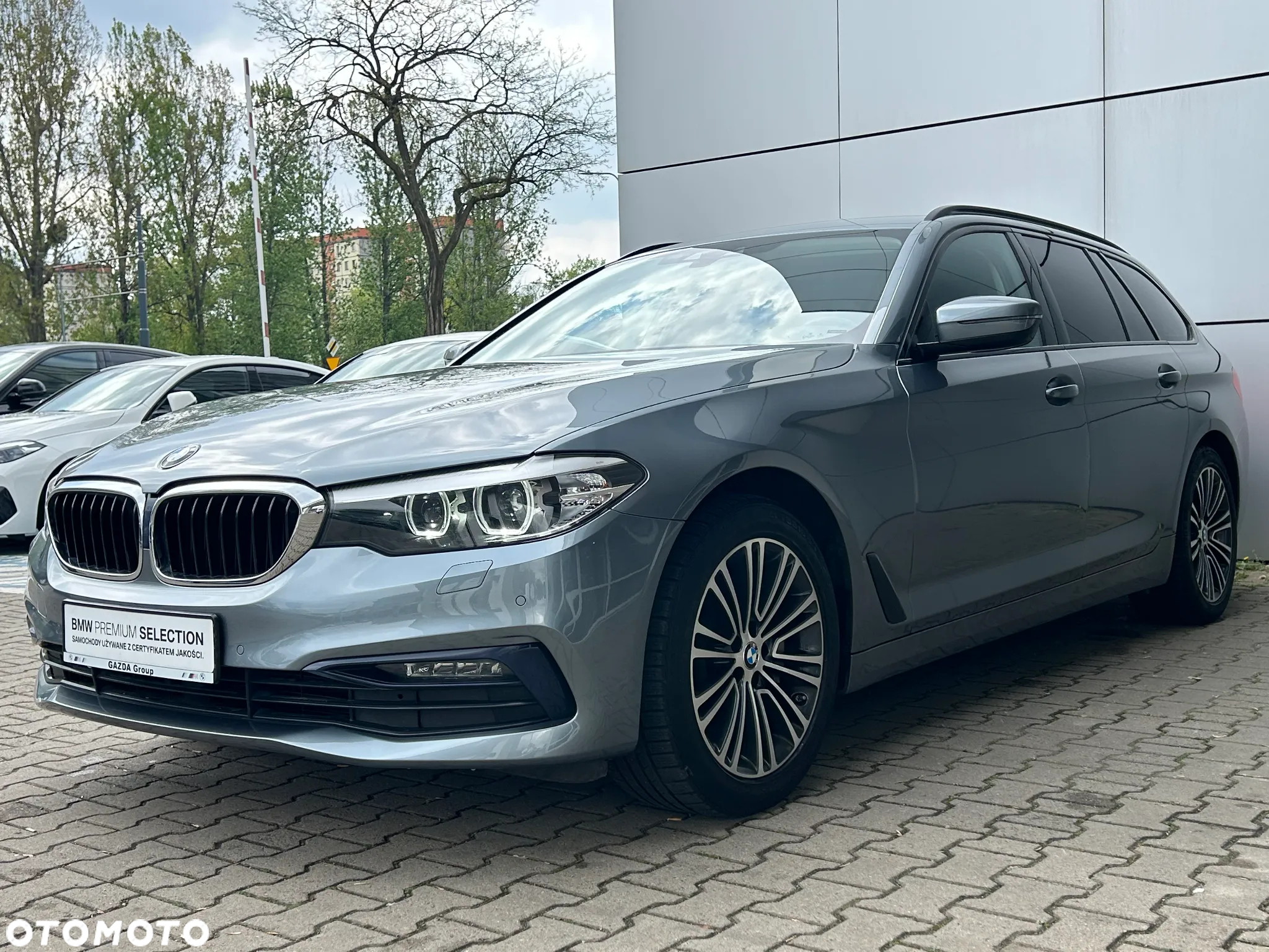 BMW Seria 5 530i xDrive Touring Sport Line - 3
