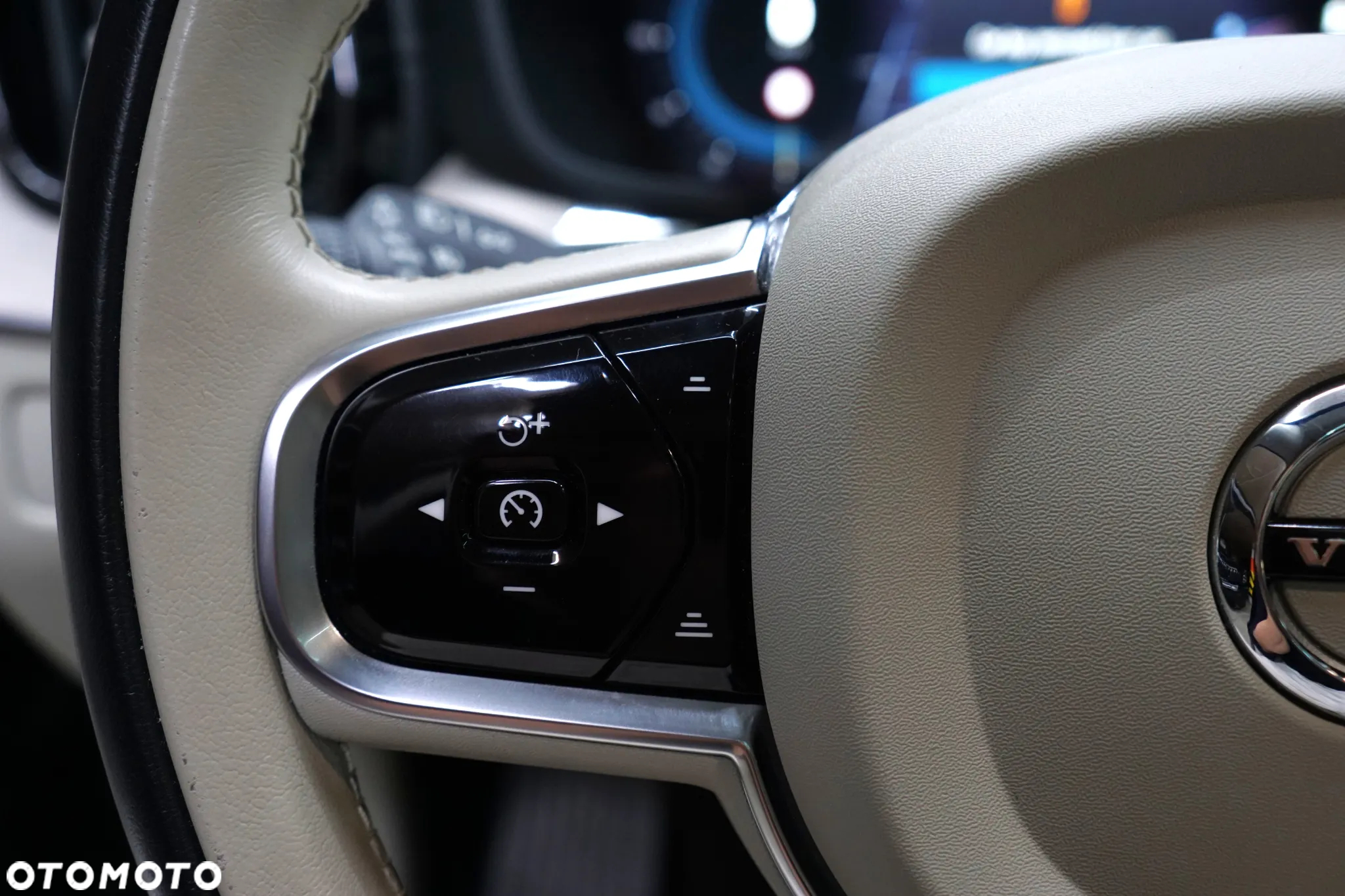Volvo XC 60 B4 B Inscription - 20