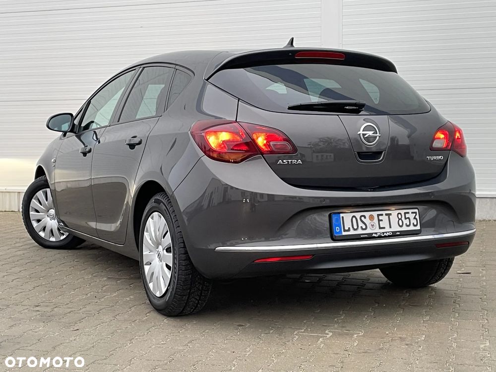Opel Astra - 10